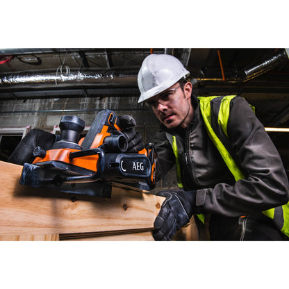 Mașină de rindeluit AEG MAȘINĂ DE RINDELUIT FĂRĂ PERII 18 V, BHO18BL - 0, 4935464988