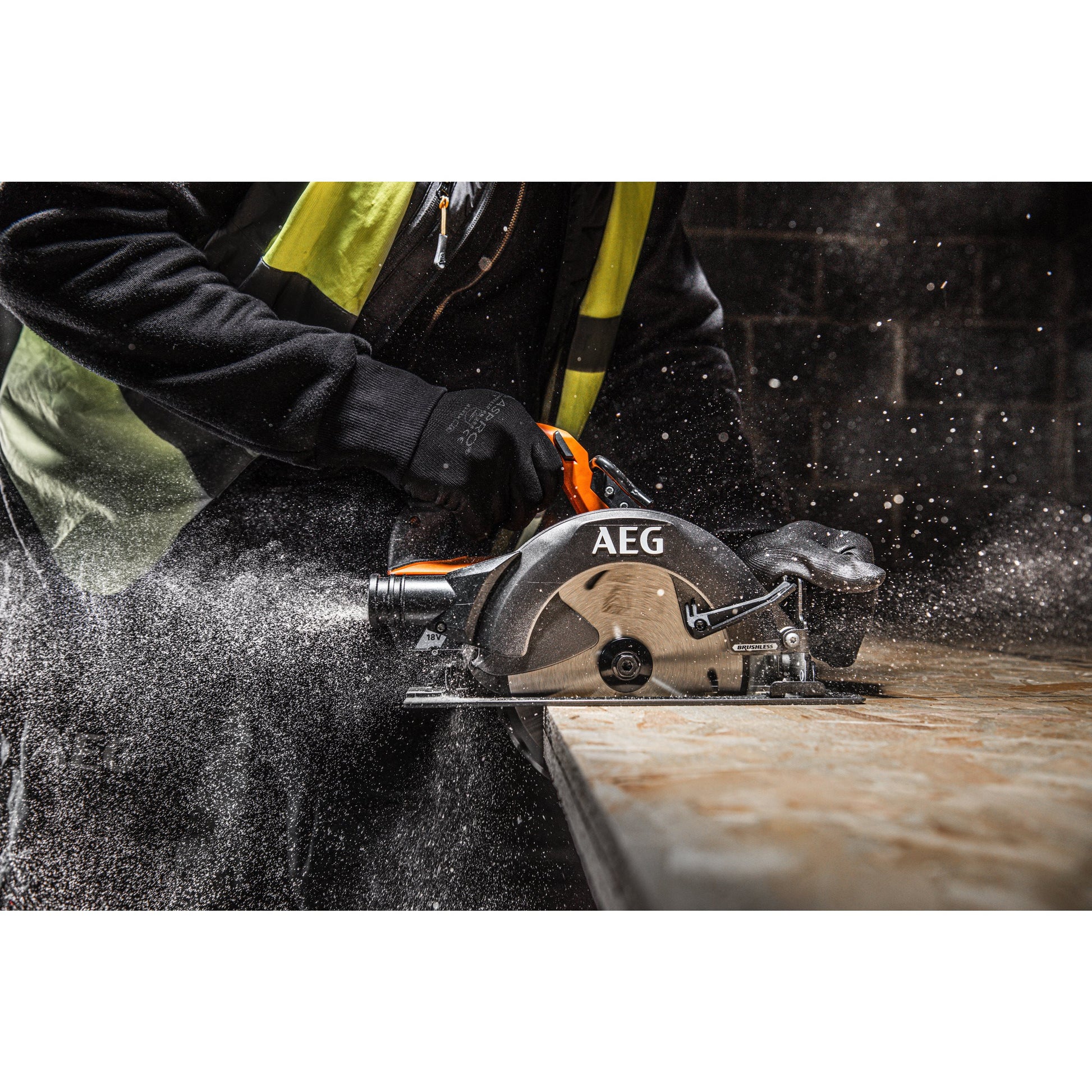 Fierăstrău circular AEG Fierăstrău circular 18V 190mm cu motor fără perii, BKS18BL2-0, 4935479661