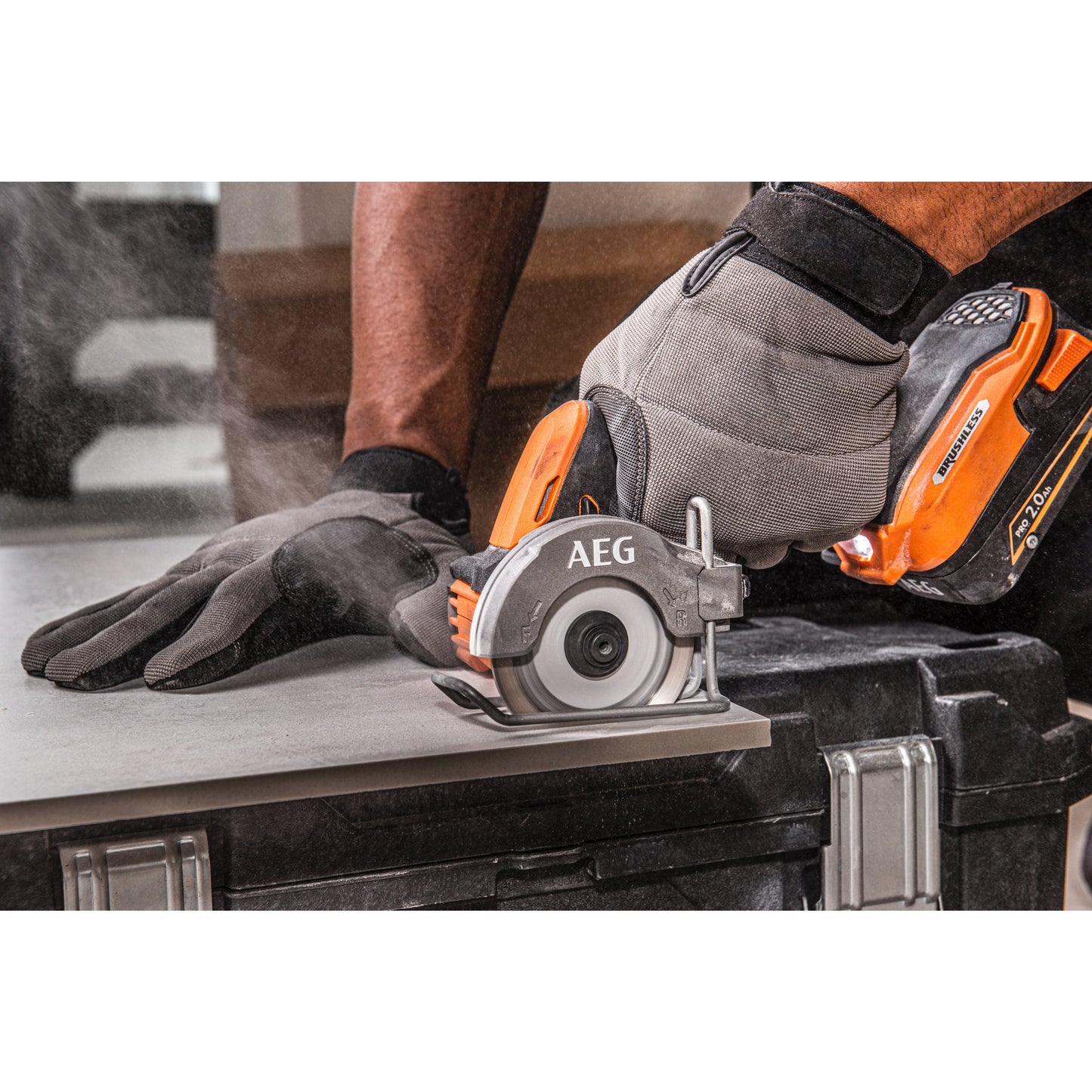 Fierăstrău multi-material AEG Fierăstrău multi-material SubCompact 18V, cu motor fără perii, BMMS18SBL-0, 4935472280