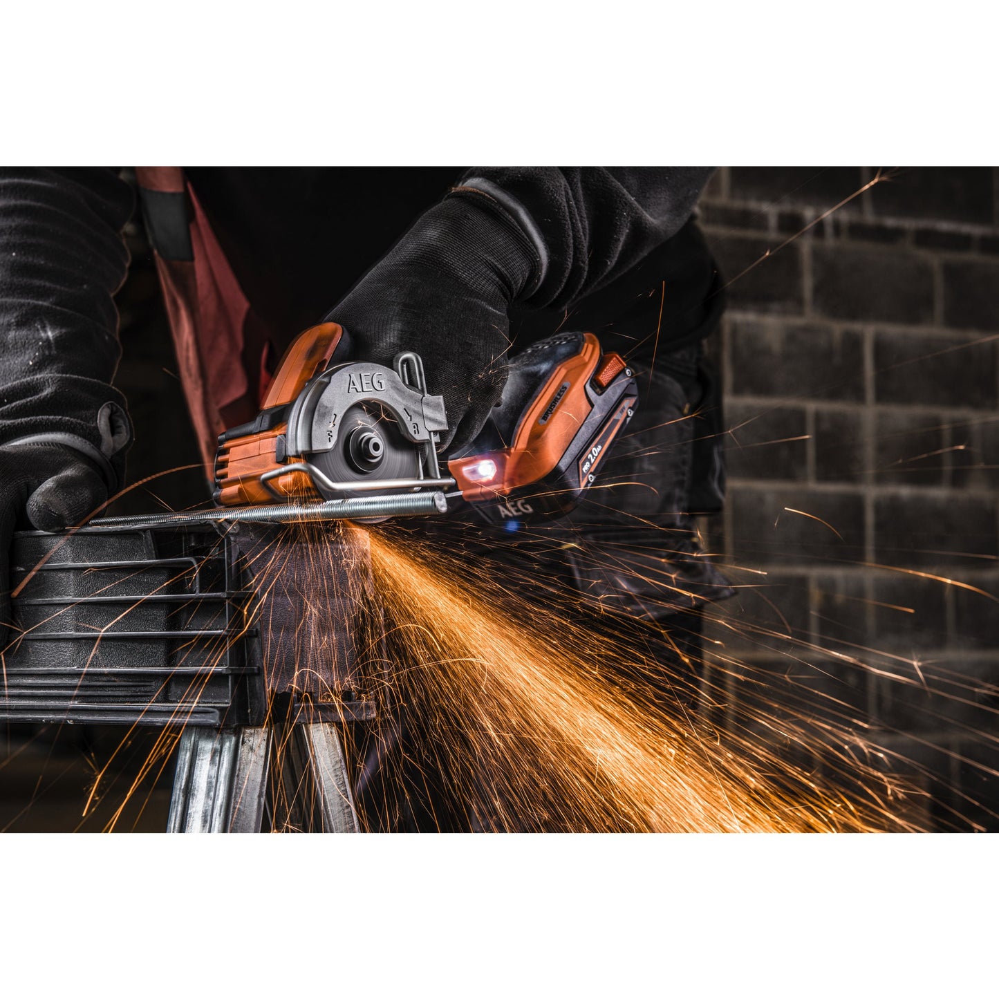 Fierăstrău multi-material AEG Fierăstrău multi-material SubCompact 18V, cu motor fără perii, BMMS18SBL-0, 4935472280