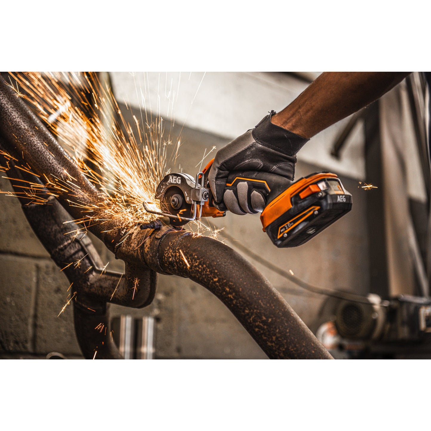 Fierăstrău multi-material AEG Fierăstrău multi-material SubCompact 18V, cu motor fără perii, BMMS18SBL-0, 4935472280