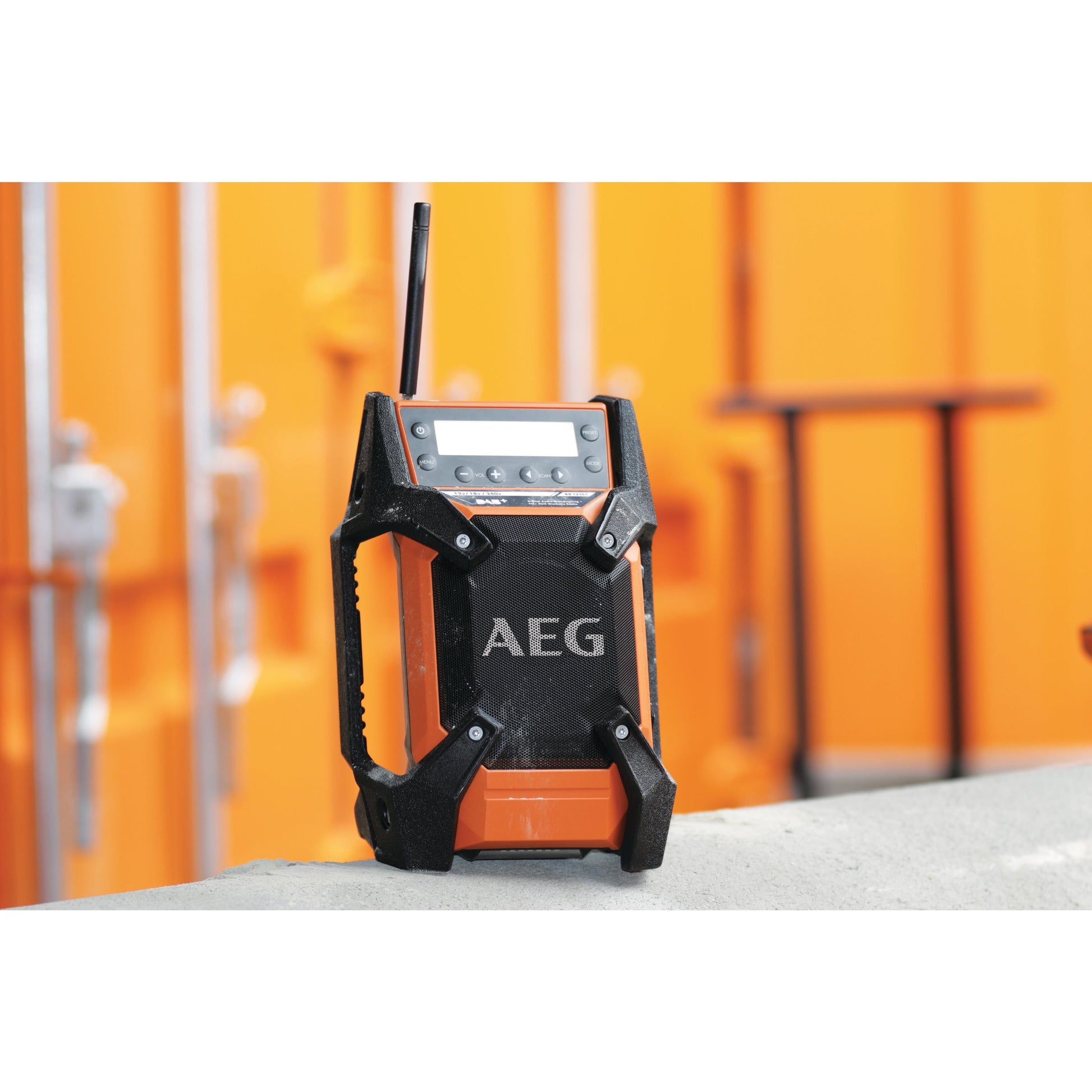 Radio de șantier AEG Radio de șantier digital 18 V DAB+, BR1218C-0, 4935451539