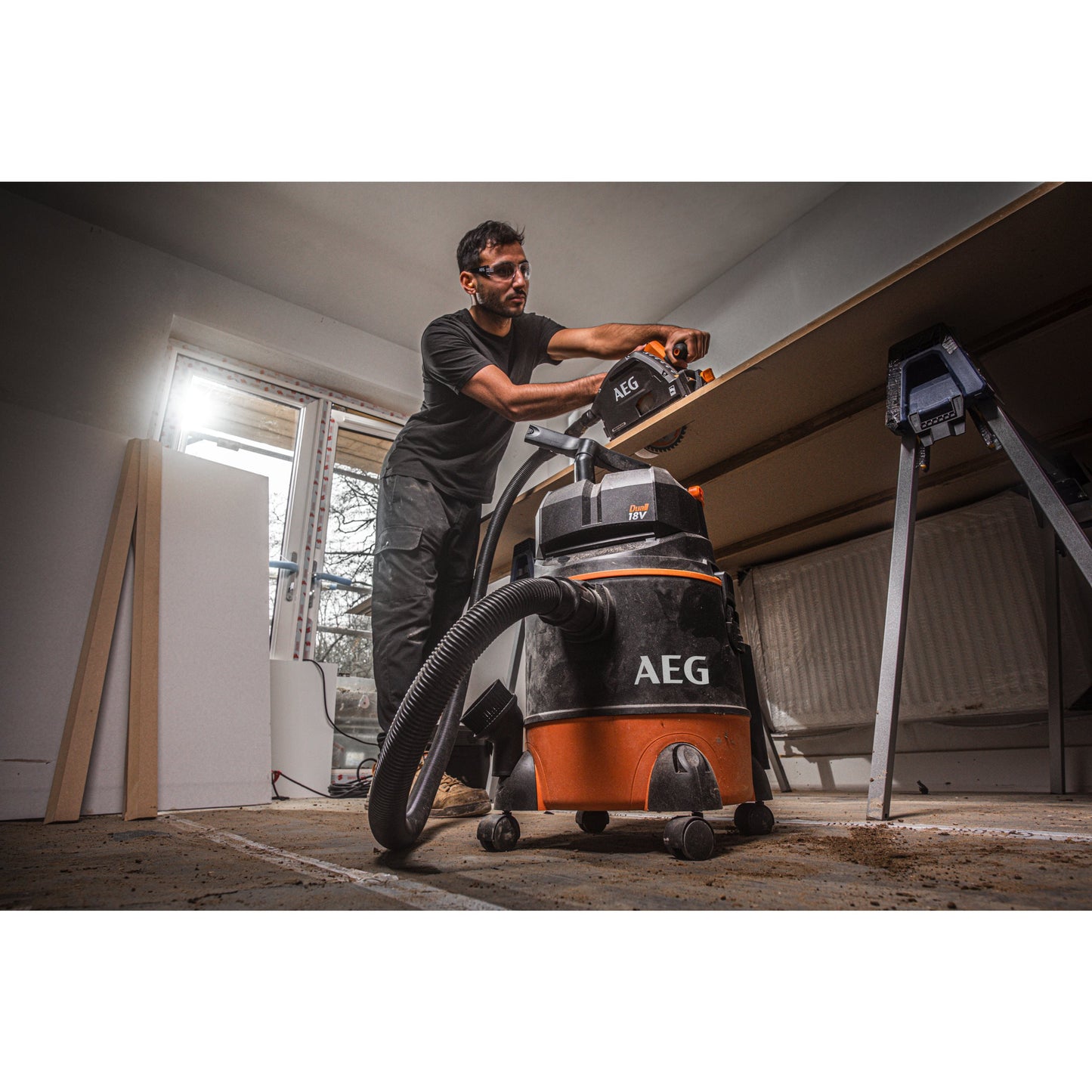 Suflantă / aspirator AEG BWD 18, BWD18-0, 4935498754