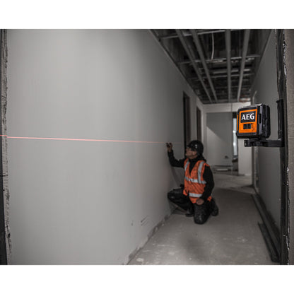 Nivelă laser AEG Nivelă Laser cu 2 linii în cruce, lumină roșie, CLR215-B, 4935472252