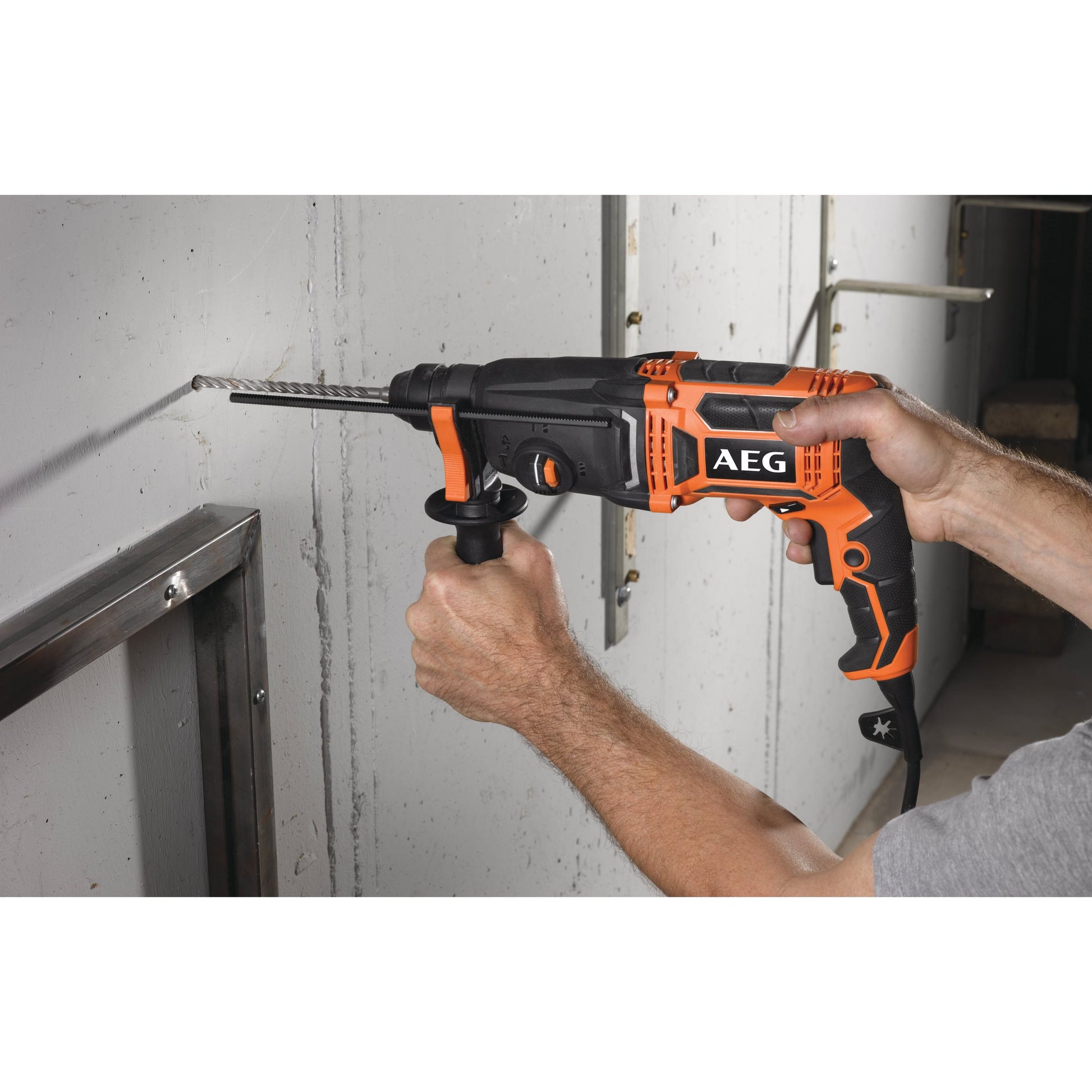 Ciocan rotopercutor SDS Plus AEG Ciocan combi SDS-Plus, KH24IE, 4935451555