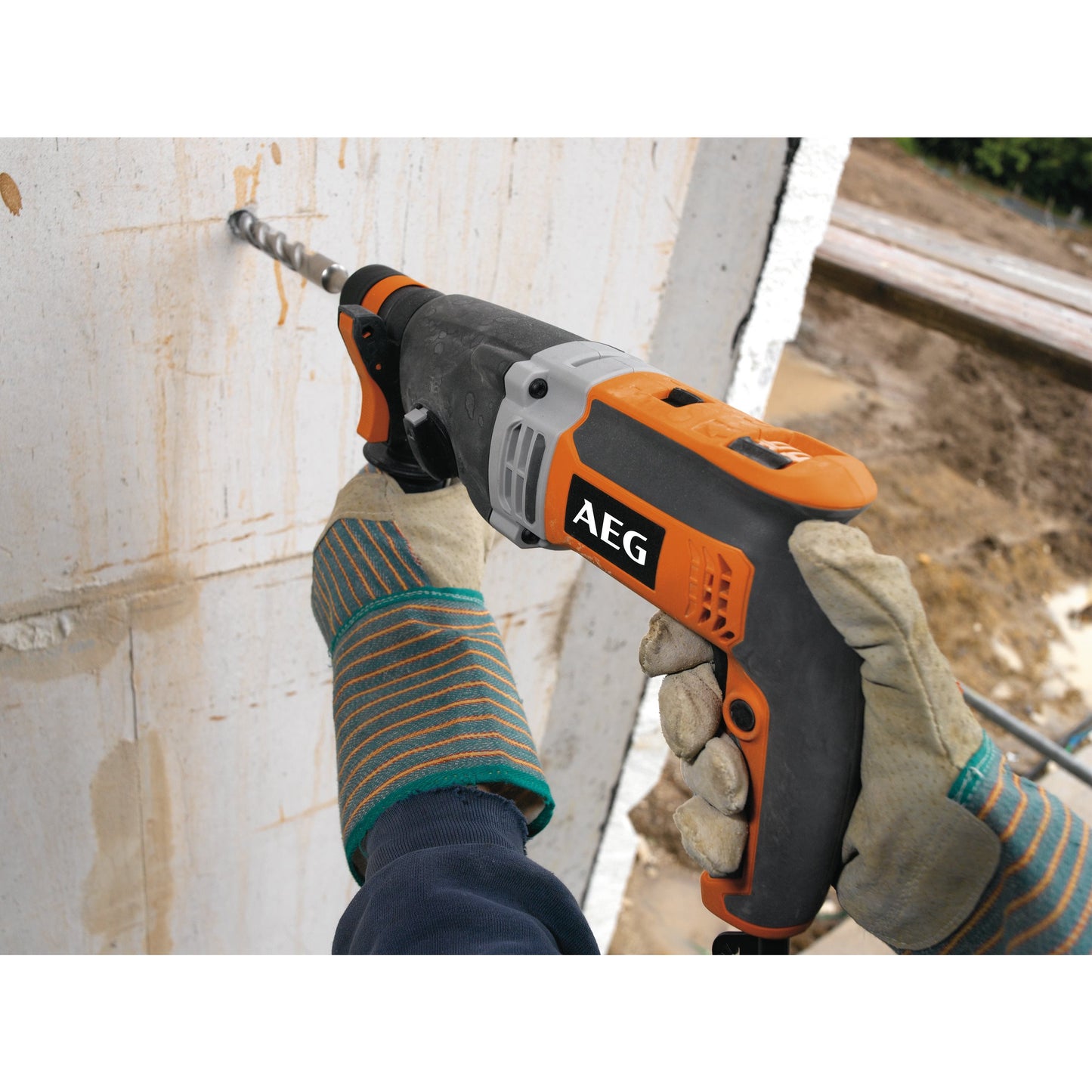 Ciocan rotopercutor SDS Plus AEG CIOCAN ROTOPERCUTOR COMBI SDS-PLUS, KH 28 Super XE, 4935428190