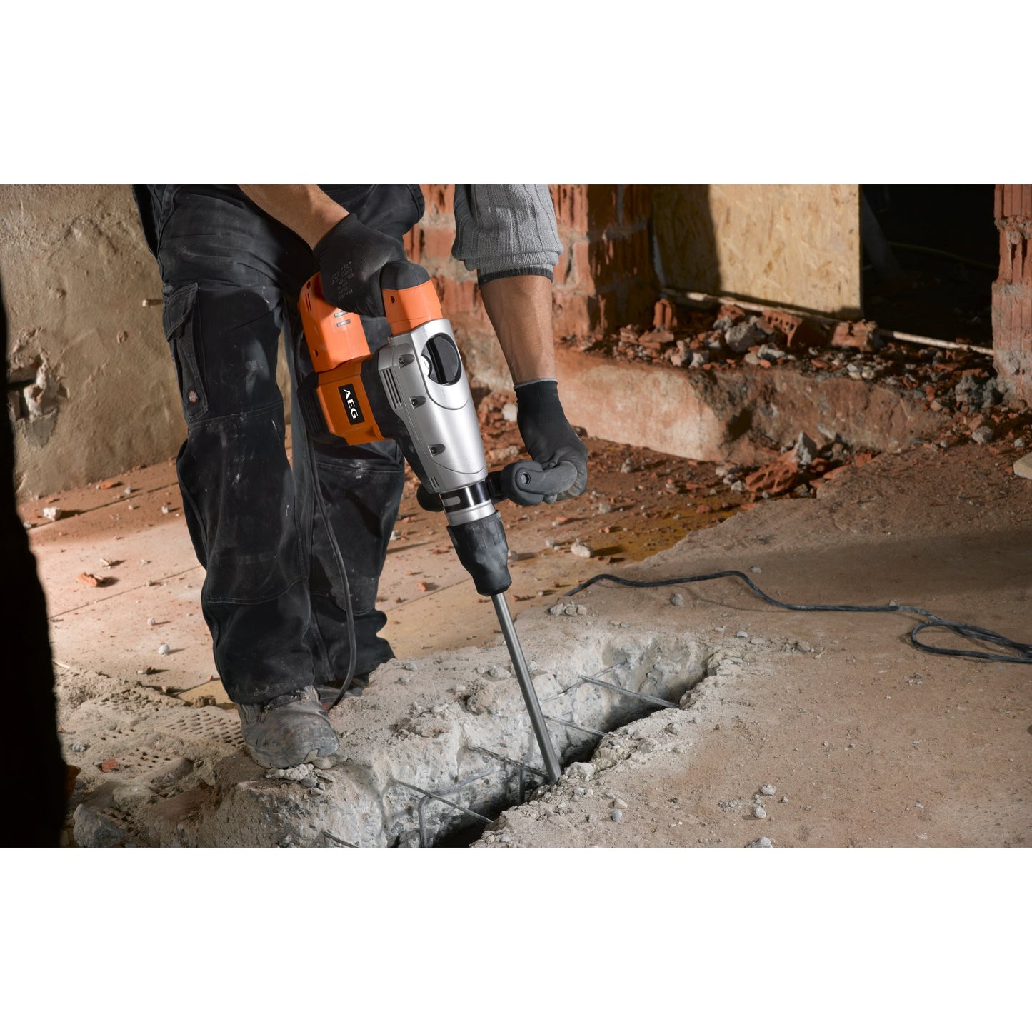 Ciocan rotopercutor SDS Max AEG Ciocan demolator SDS-Max, MH 7 E, 4935459422