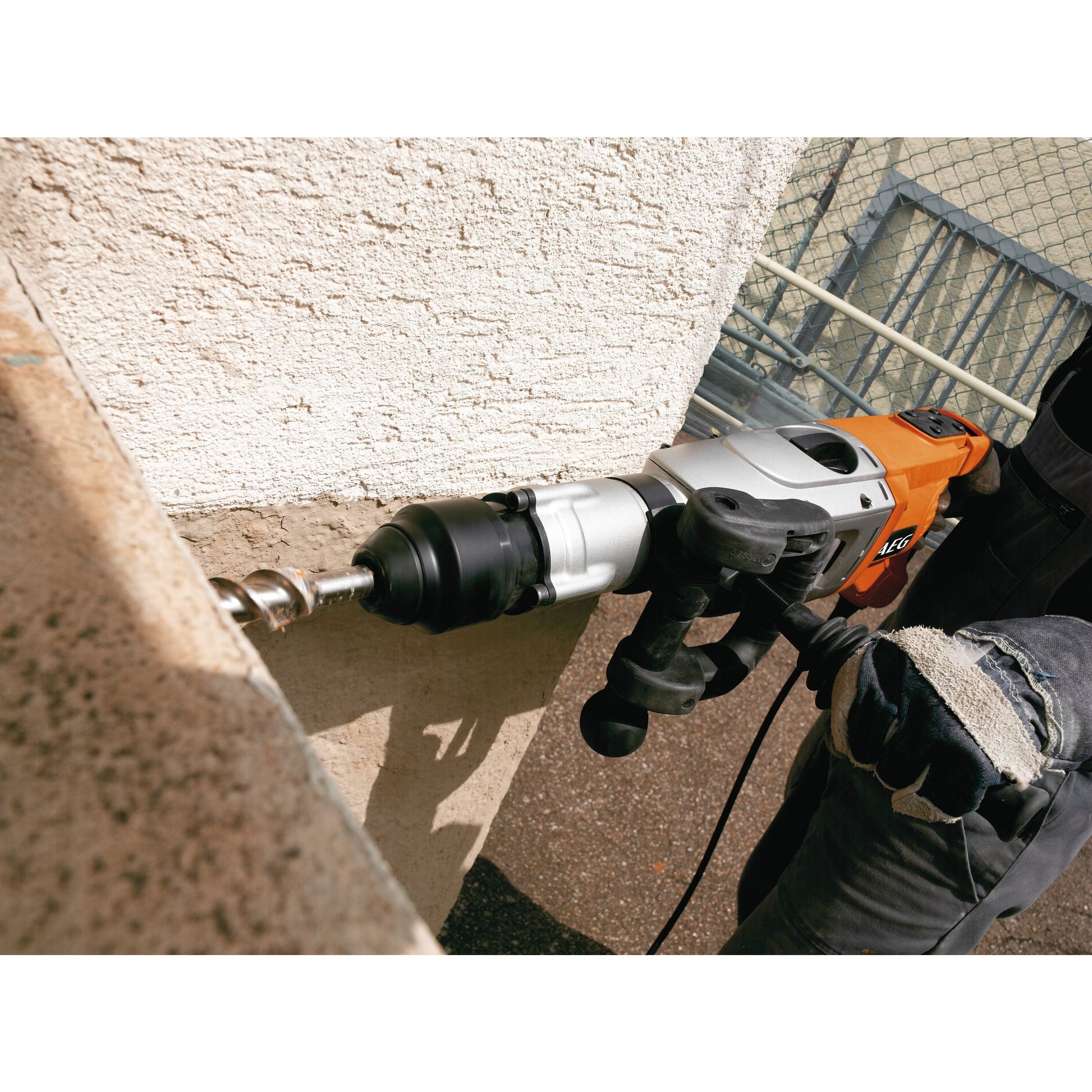 Ciocan rotopercutor SDS Max AEG Ciocan rotopercutor SDS-Max Combi de mare, PN 11 E, 4935412440