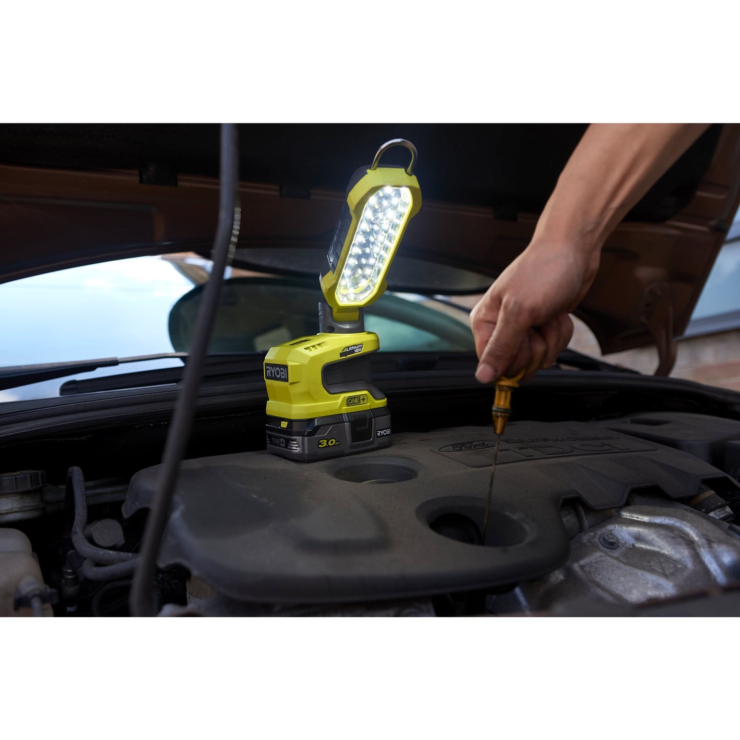 18V ONE+ Lampa de lucru compacta 18V ONE+ (fara acumulator) - R18ALP-0