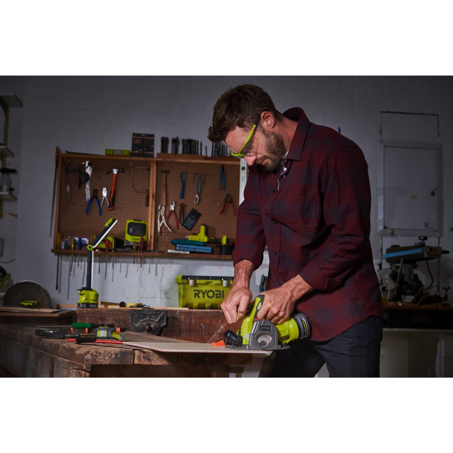 Fierastrau multi-material 18V ONE+ (fara acumulator) - R18MMS-0