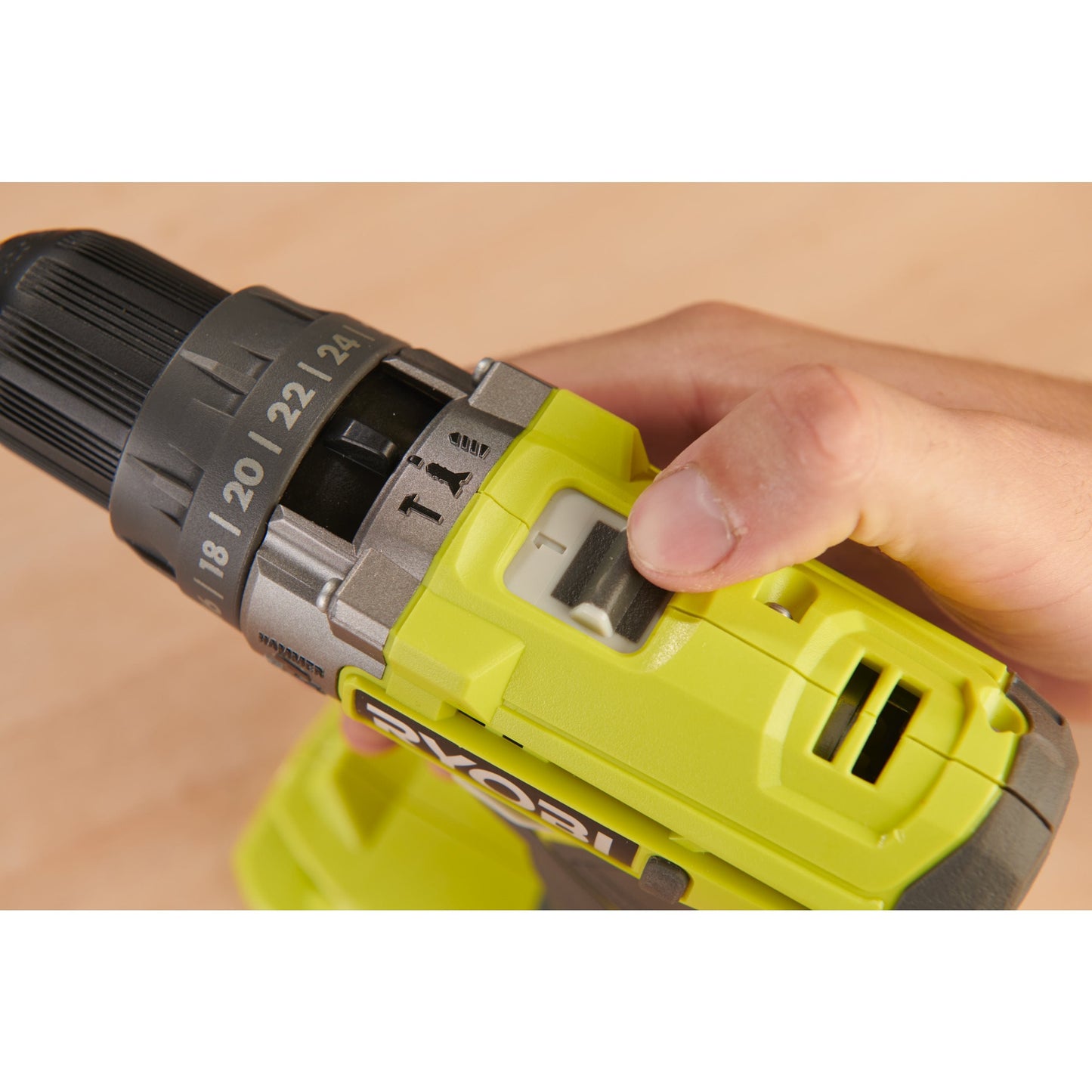 Masina de gaurit cu percutie 18V ONE+, cu acumulator 1.5Ah - R18PD2-115S