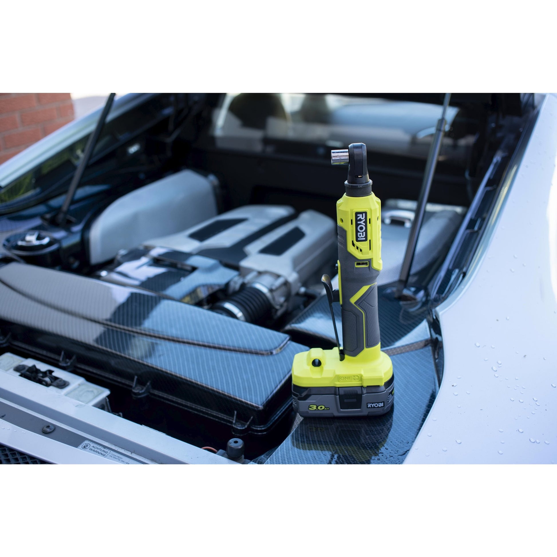 Antrenor cu clichet 3/8” 18V ONE+ (fara acumulator) - R18RW3-0