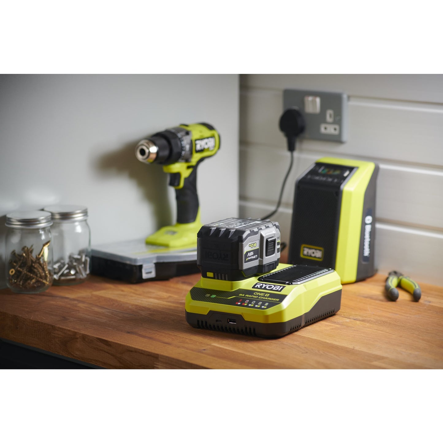 Incarcator rapid 18V ONE+ 8.0A - RC18180