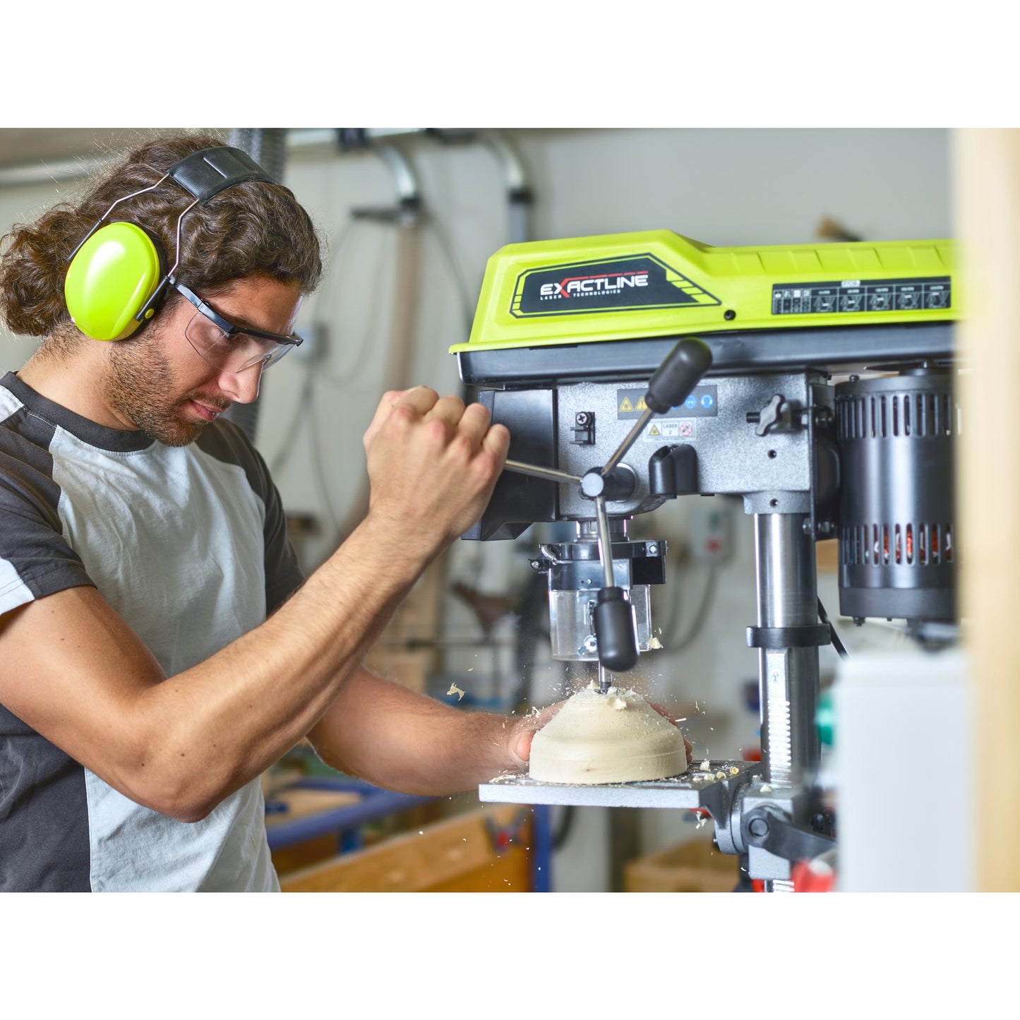 RDP102L - Drill press 390W, stand, 13mm drill chuck, safety key, hex key