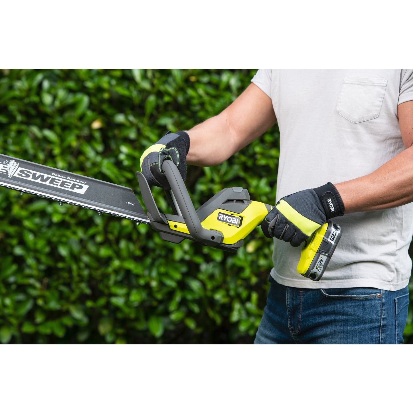 Foarfeca tuns gard viu 18V ONE+, lama 55cm (fara acumulator) - RY18HT55A-0