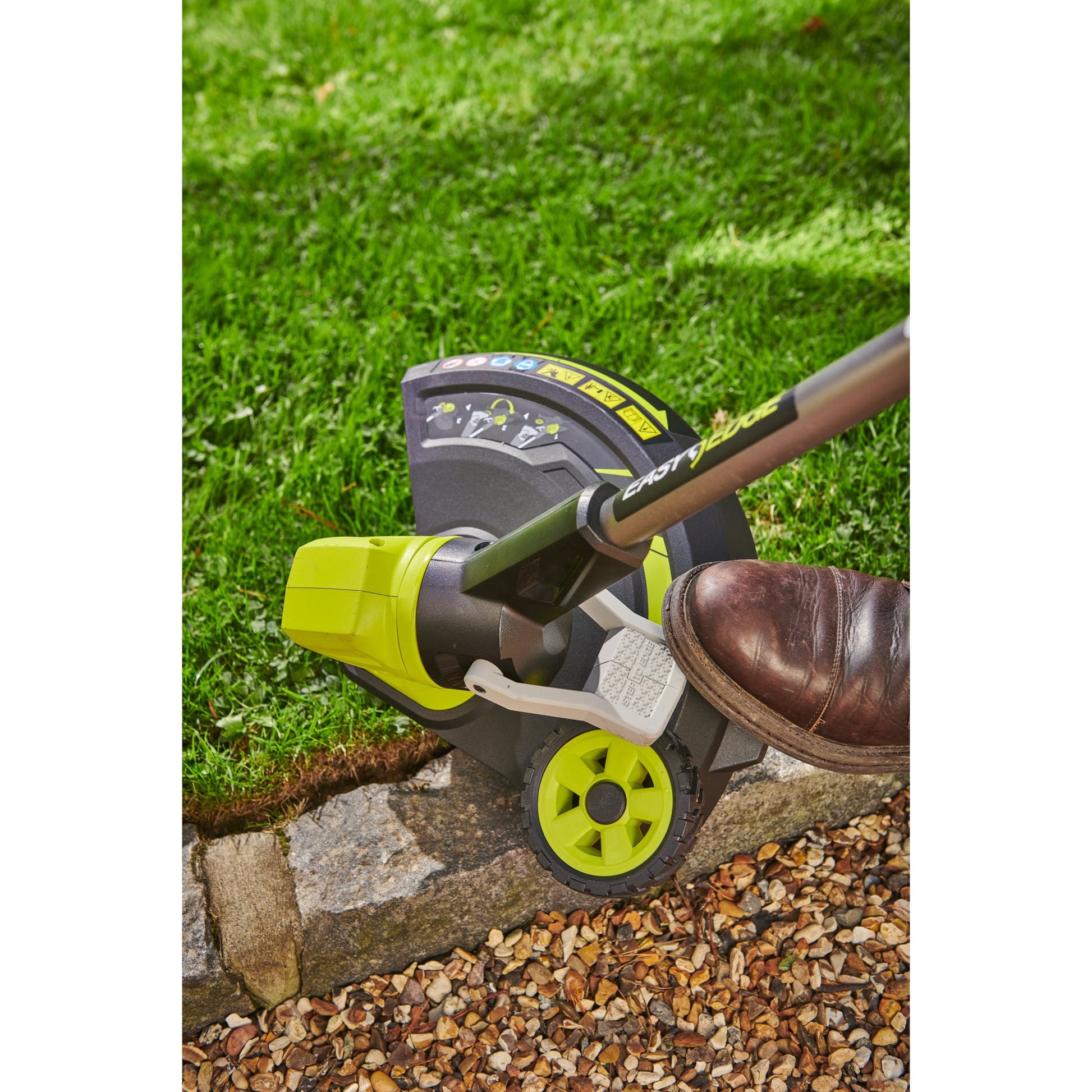 Trimmer cu fir fara cablu de 33 cm EasyEdge de 18 V, fara cablu (fara acumulator) - RY18LT33A-0