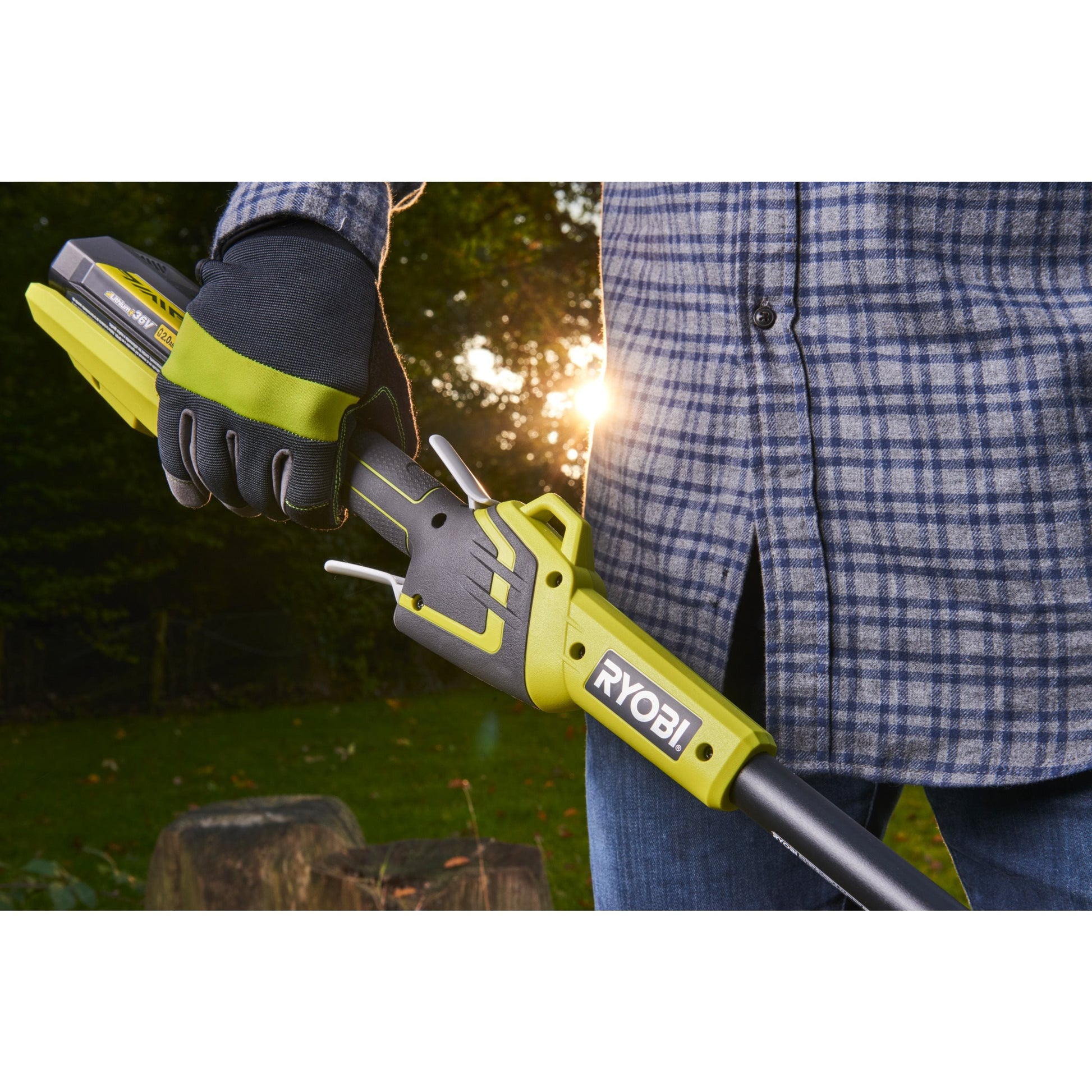 Trimmer iarba 36V MAX POWER, latime taiere 33cm, cu acumulator 2.0Ah - RY36LT33A-120